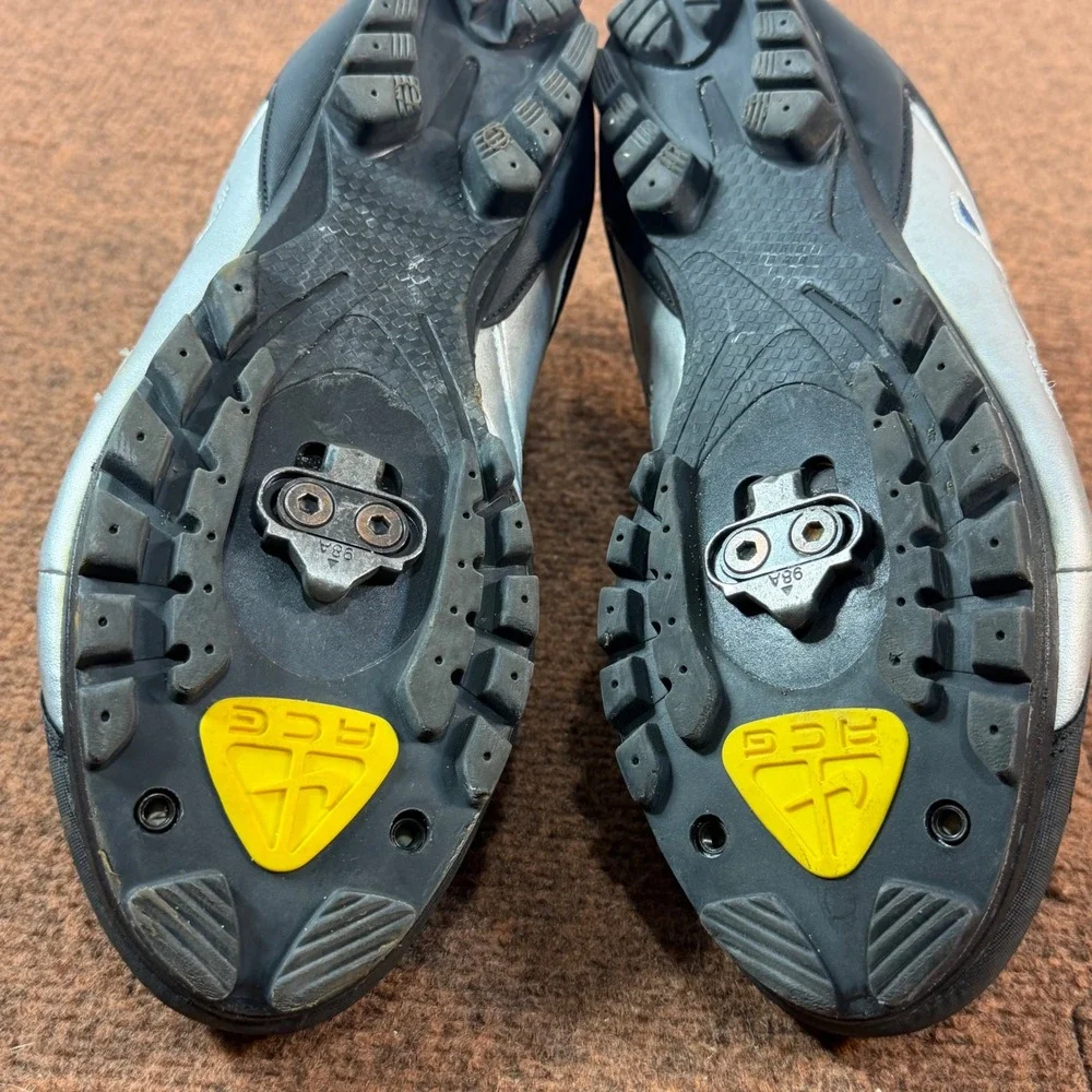 Nike ACG YVR III Cycling Shoes Mens 9.5 Blue Silver Chrome Vintage SPD 308630-04